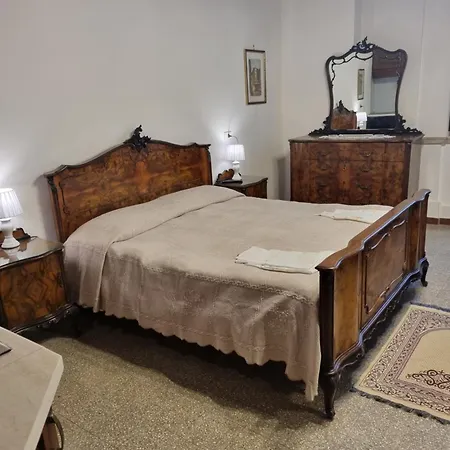 住宿加早餐酒店 Palazzo Moraschi 苏比亚科