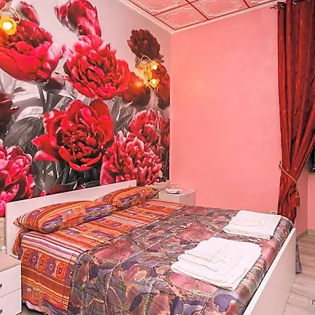 Bed & Breakfast Palazzo Moraschi 4*
