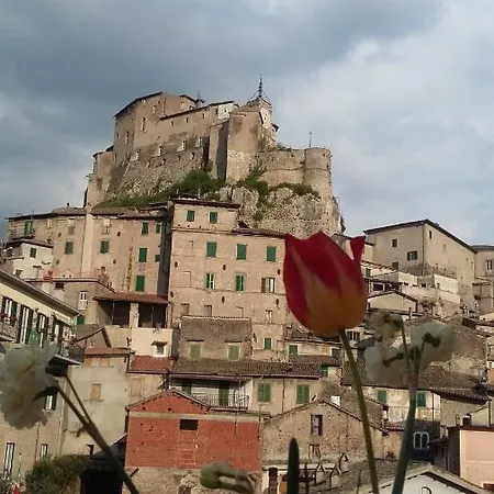 Palazzo Moraschi Bed & Breakfast Subiaco