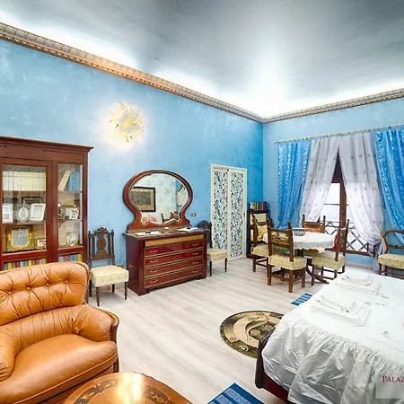 Palazzo Moraschi Bed & Breakfast 4*
